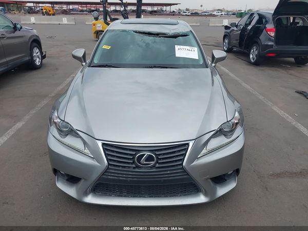 2016 LEXUS IS 200T
