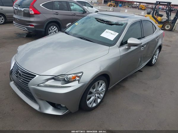 2016 LEXUS IS 200T
