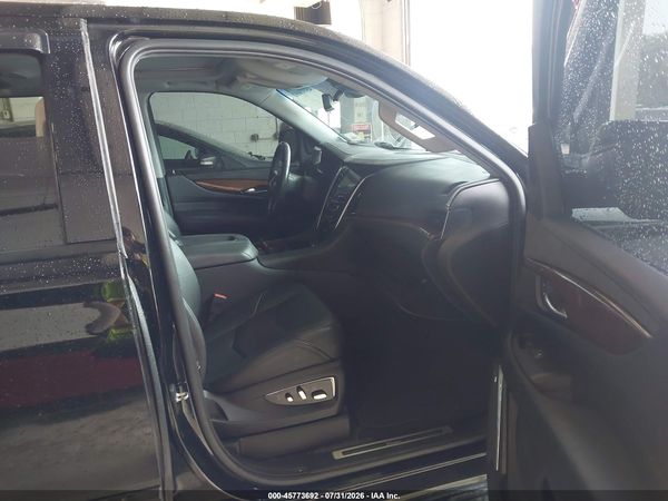 2019 CADILLAC ESCALADE ESV LUXURY