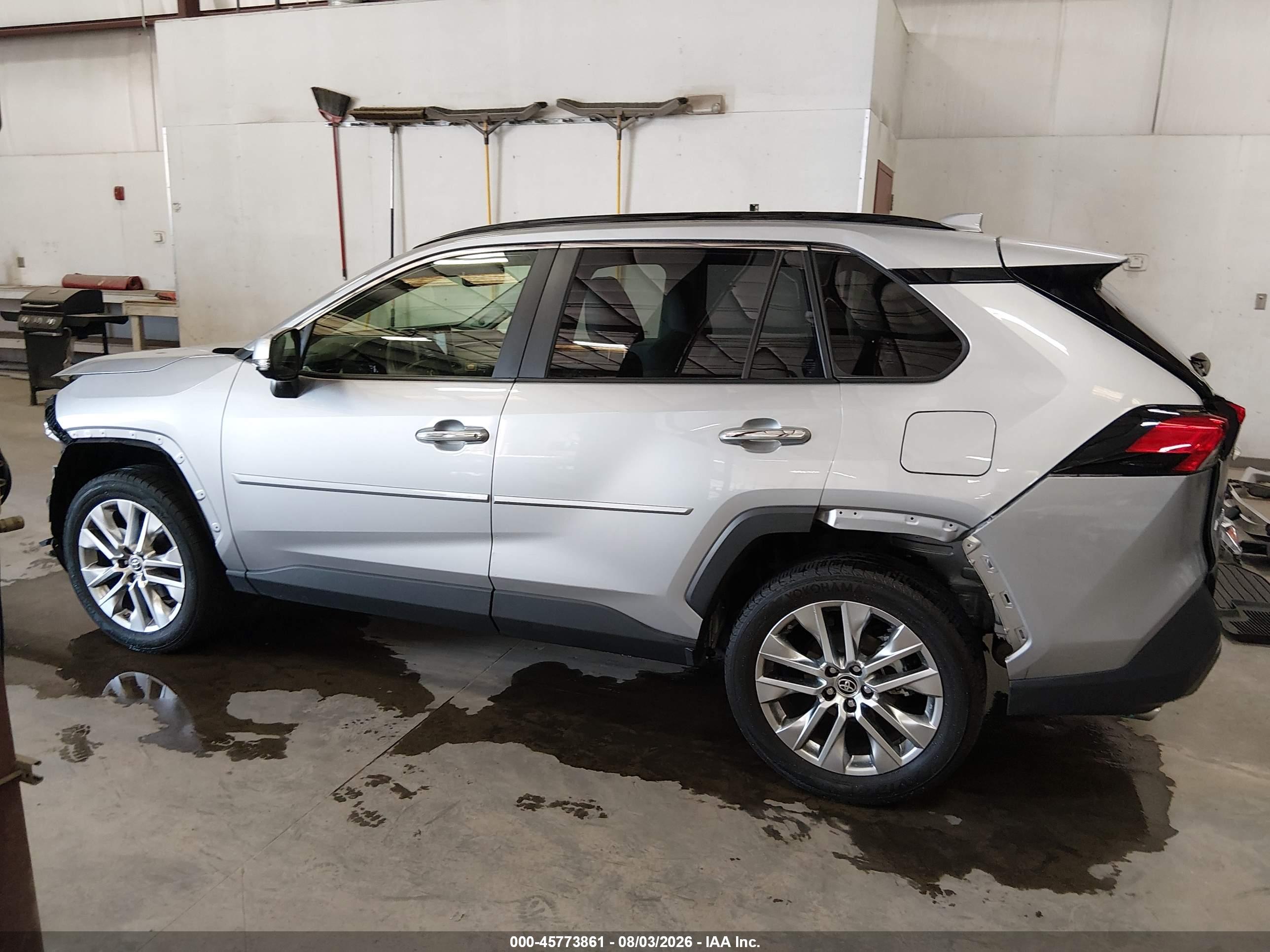 2019 TOYOTA RAV4 LIMITED