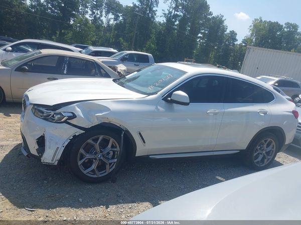 2022 BMW X4