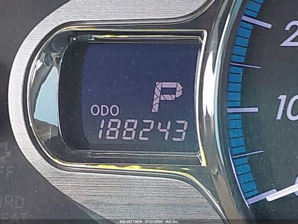 2014 TOYOTA SIENNA LIMITED V6 7 PASSENGER