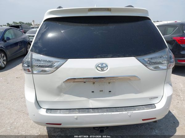 2014 TOYOTA SIENNA LIMITED V6 7 PASSENGER