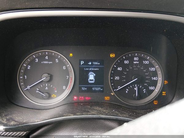 2020 HYUNDAI TUCSON SE