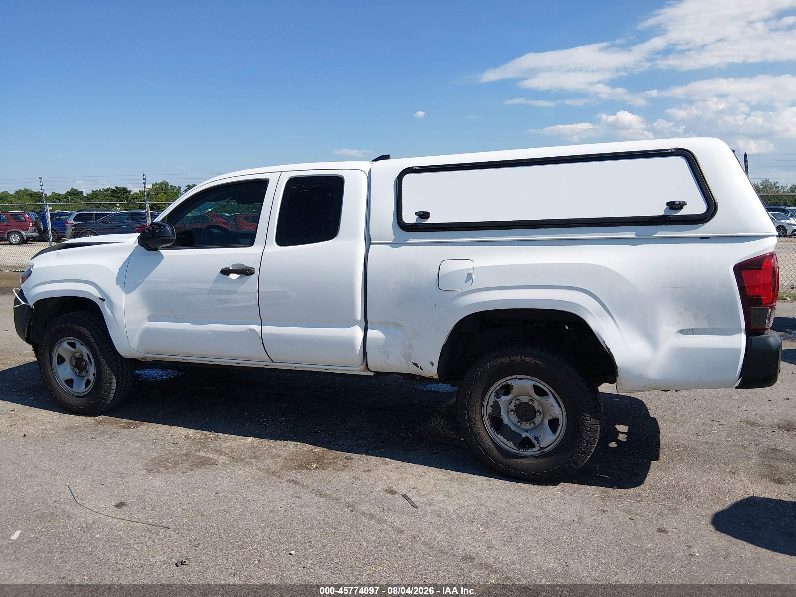 2018 TOYOTA TACOMA SR