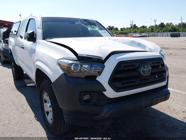 2018 TOYOTA TACOMA SR