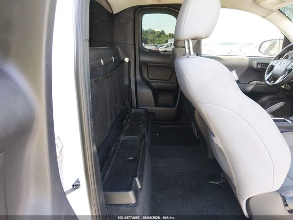 2018 TOYOTA TACOMA SR