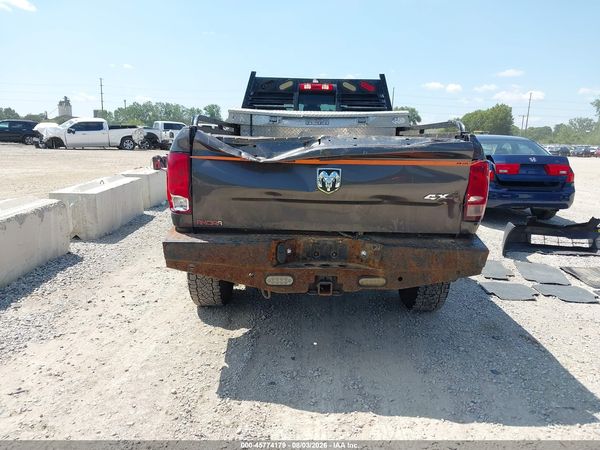 2018 RAM 2500 TRADESMAN  4X4 8' BOX