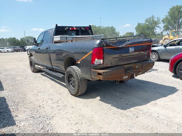 2018 RAM 2500 TRADESMAN  4X4 8' BOX