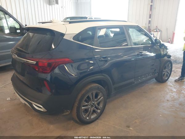 2022 KIA SELTOS S