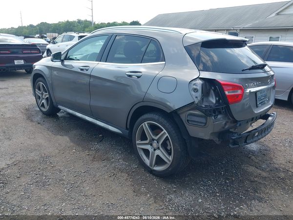 2015 MERCEDES-BENZ GLA 250 4MATIC