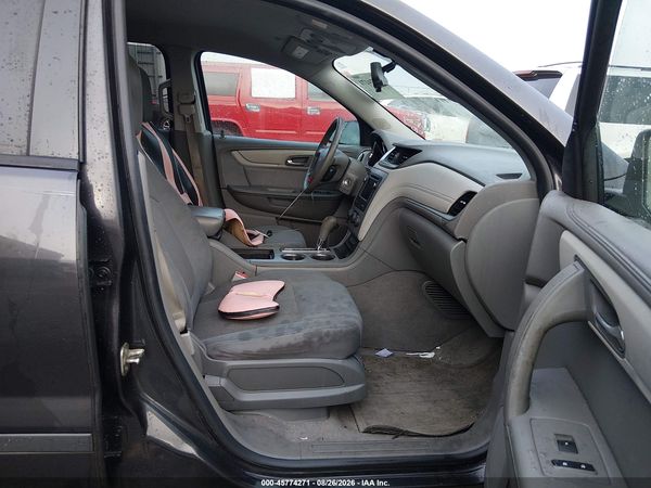 2014 CHEVROLET TRAVERSE LS — I5