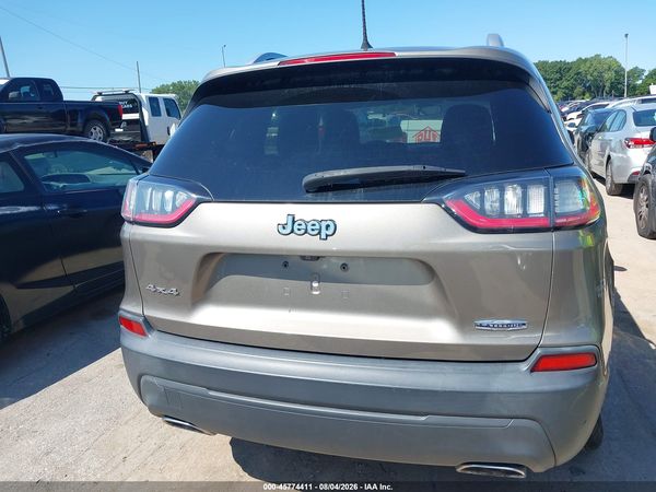 2019 JEEP CHEROKEE LATITUDE PLUS 4X4