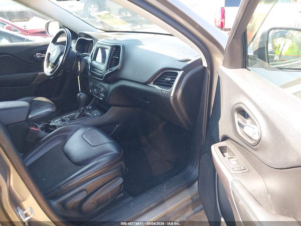 2019 JEEP CHEROKEE LATITUDE PLUS 4X4