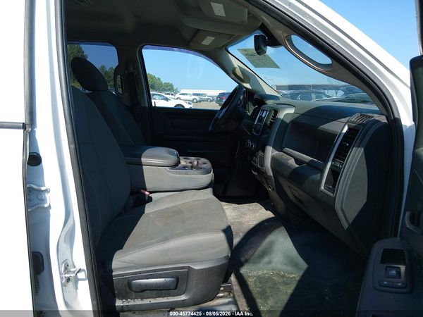 2018 RAM 1500 TRADESMAN  4X4 6'4 BOX