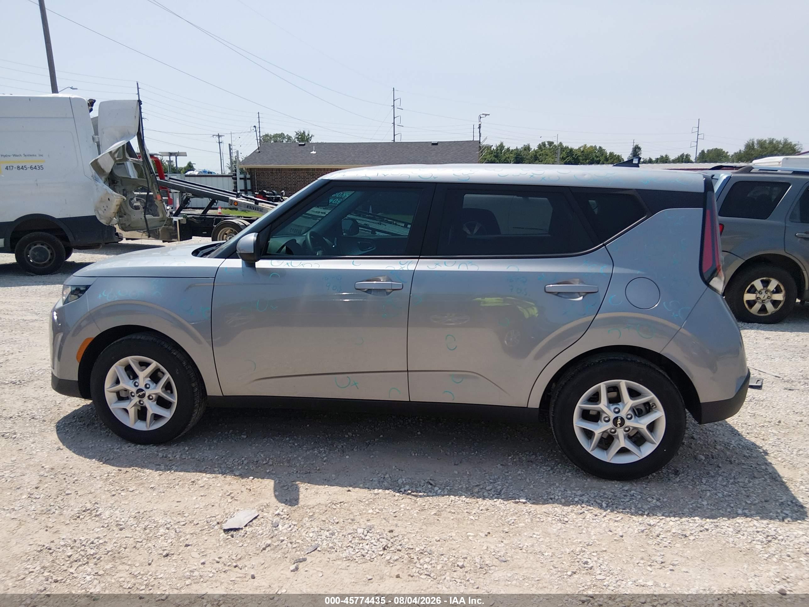 2025 KIA SOUL LX
