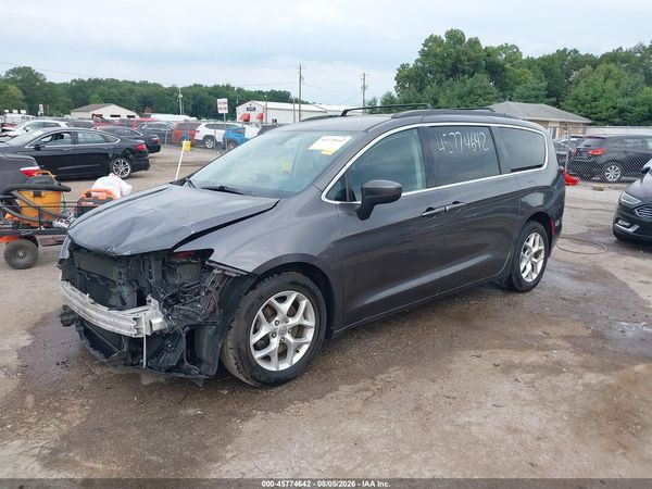 2018 CHRYSLER PACIFICA TOURING