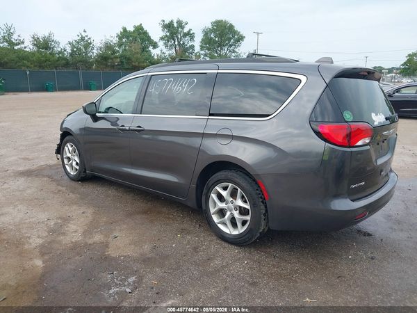 2018 CHRYSLER PACIFICA TOURING