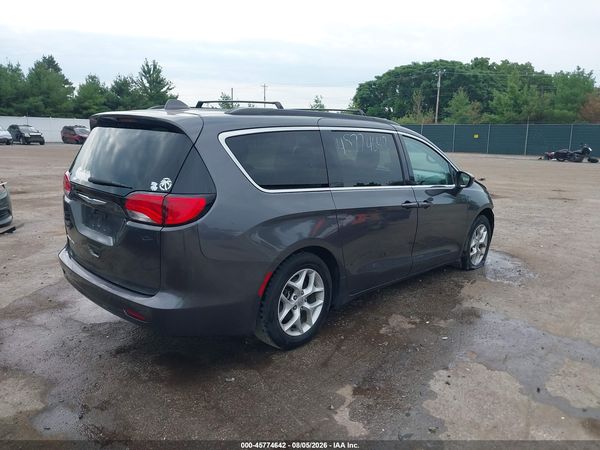 2018 CHRYSLER PACIFICA TOURING