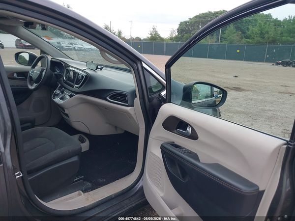 2018 CHRYSLER PACIFICA TOURING