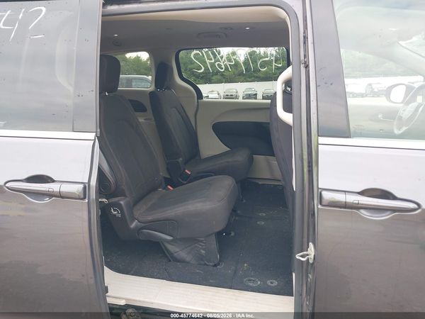 2018 CHRYSLER PACIFICA TOURING