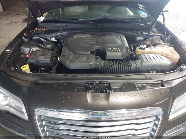 2012 CHRYSLER 300 LIMITED