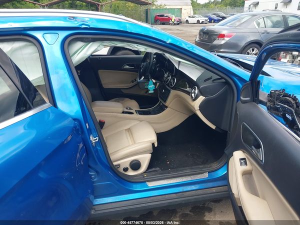 2016 MERCEDES-BENZ GLA 250 4MATIC