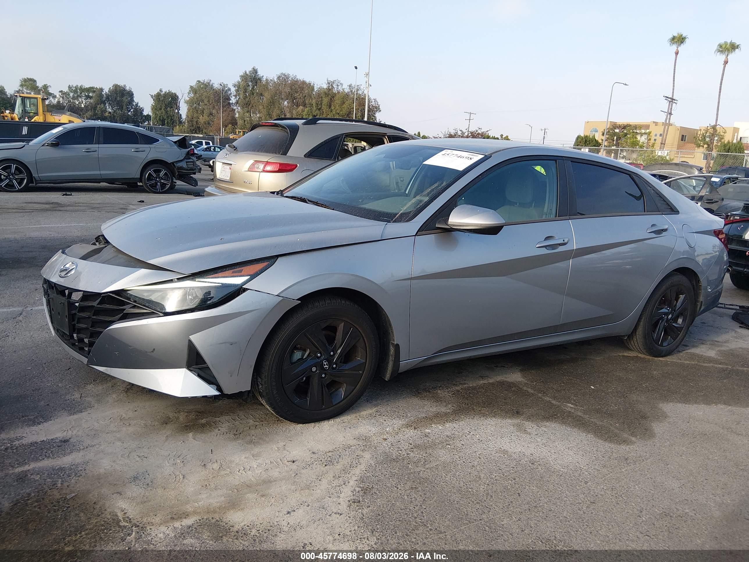 2022 HYUNDAI ELANTRA SEL