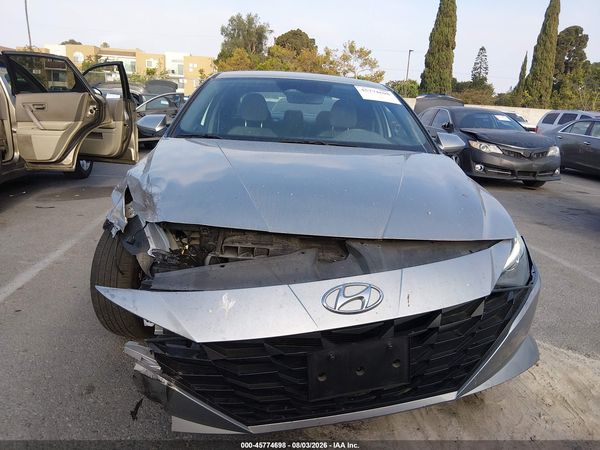 2022 HYUNDAI ELANTRA SEL
