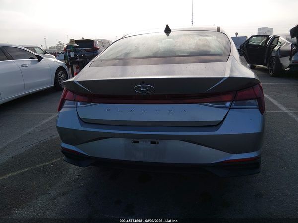 2022 HYUNDAI ELANTRA SEL