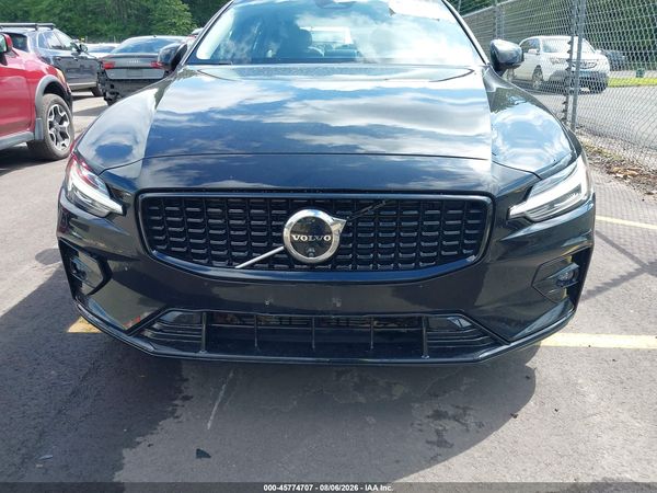 2024 VOLVO S60 B5 PLUS DARK THEME
