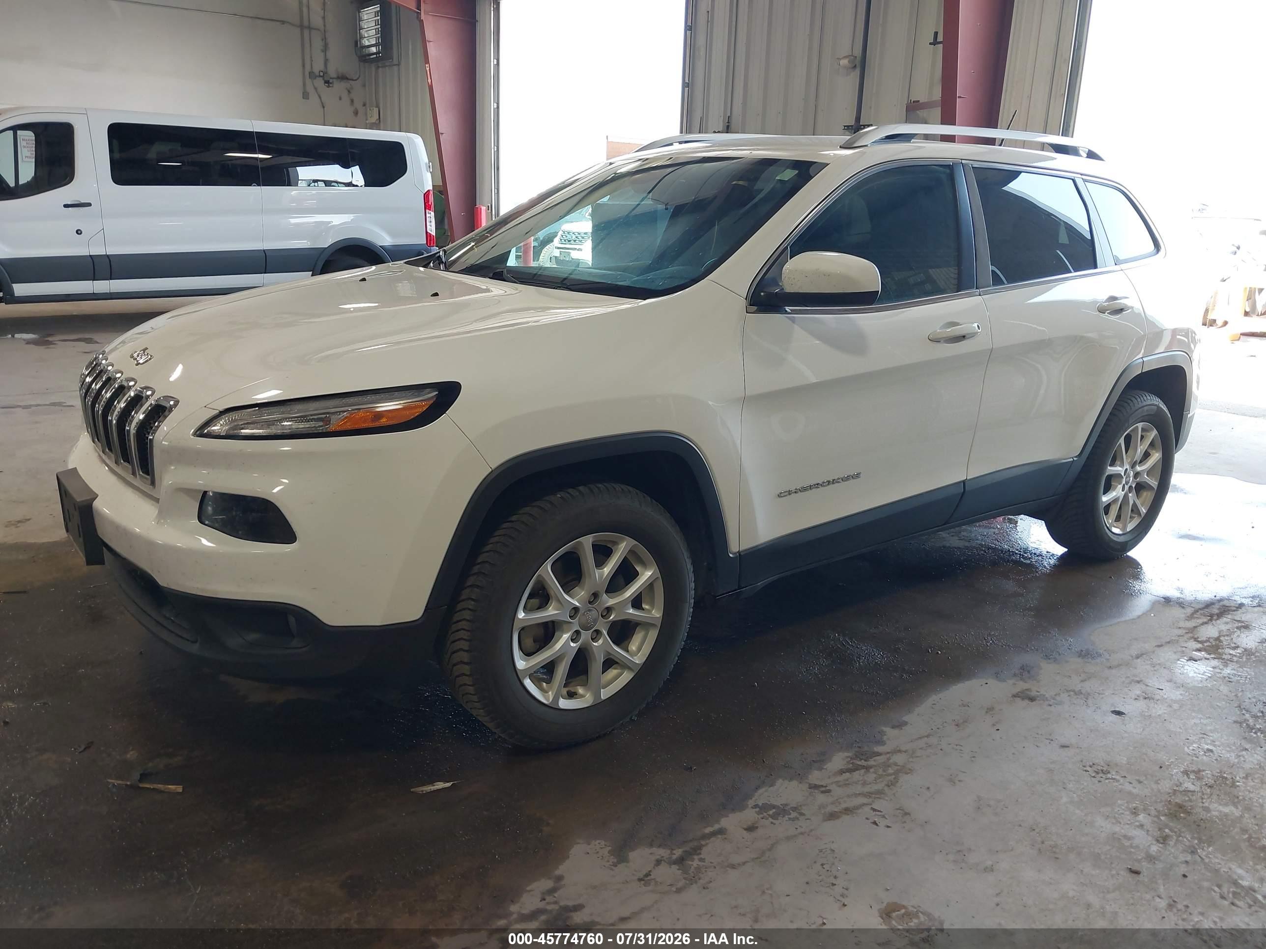2018 JEEP CHEROKEE LATITUDE 4X4 — I2