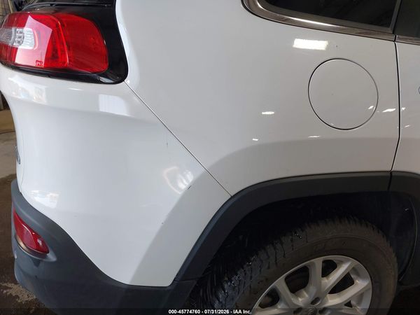 2018 JEEP CHEROKEE LATITUDE 4X4 — I74