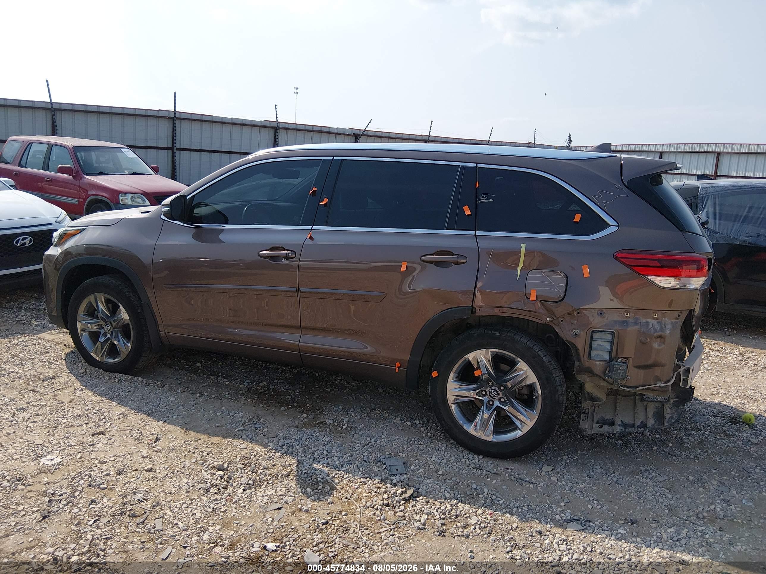 2019 TOYOTA HIGHLANDER LIMITED PLATINUM