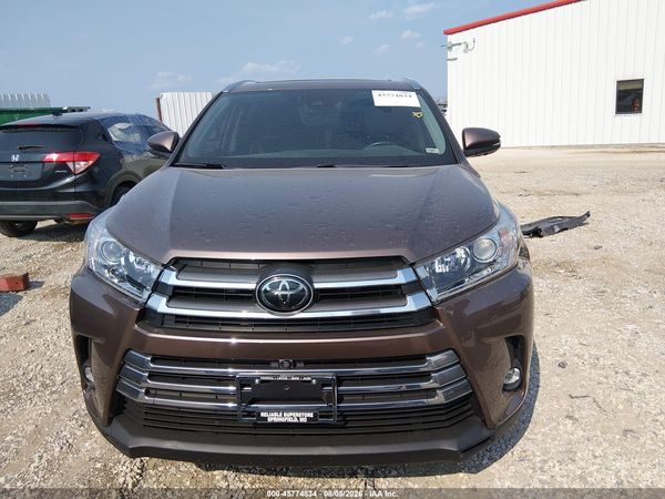 2019 TOYOTA HIGHLANDER LIMITED PLATINUM