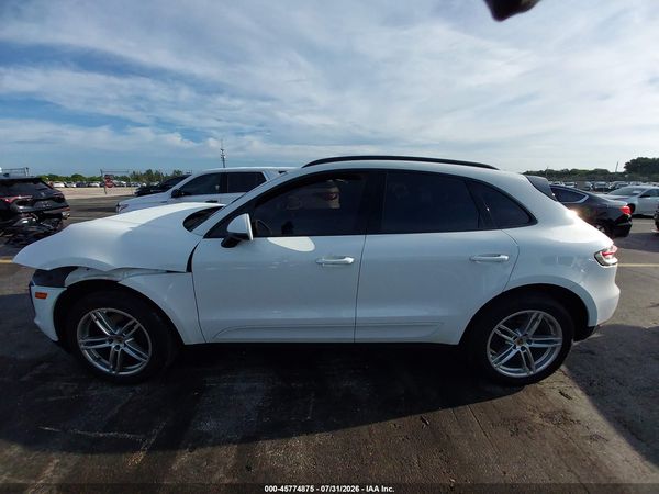 2020 PORSCHE MACAN
