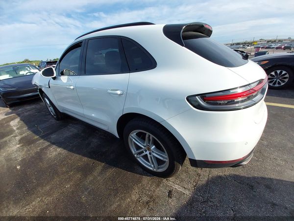 2020 PORSCHE MACAN