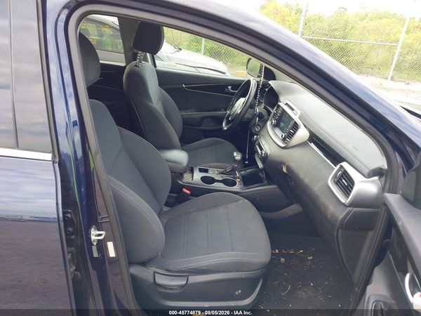 2019 KIA SORENTO 2.4L LX