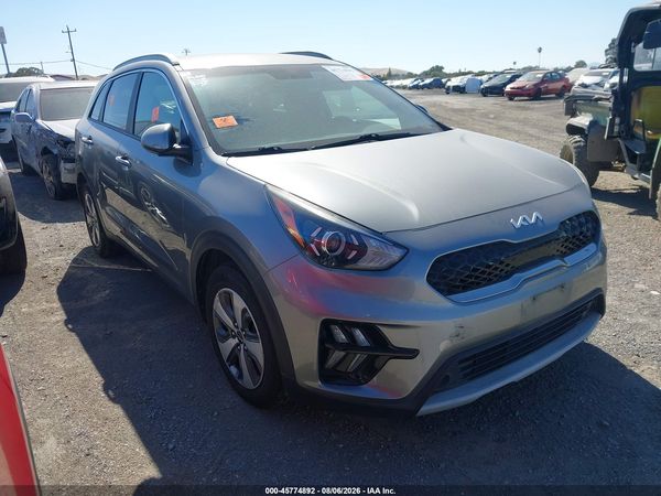 2022 KIA NIRO LX