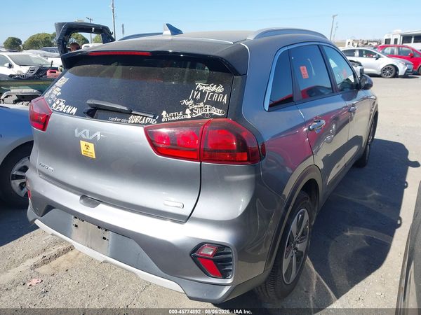 2022 KIA NIRO LX
