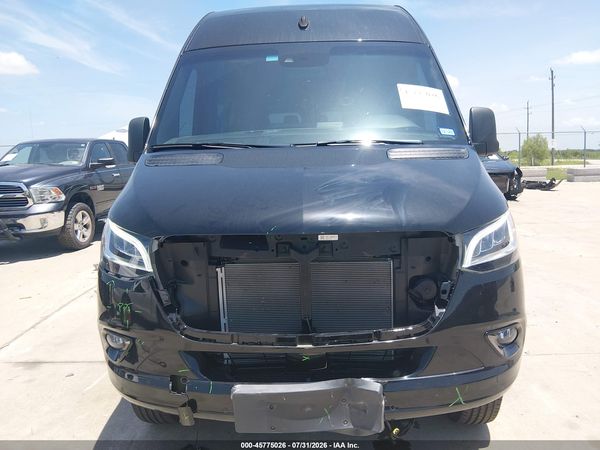 2024 MERCEDES-BENZ SPRINTER 2500