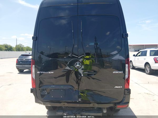 2024 MERCEDES-BENZ SPRINTER 2500