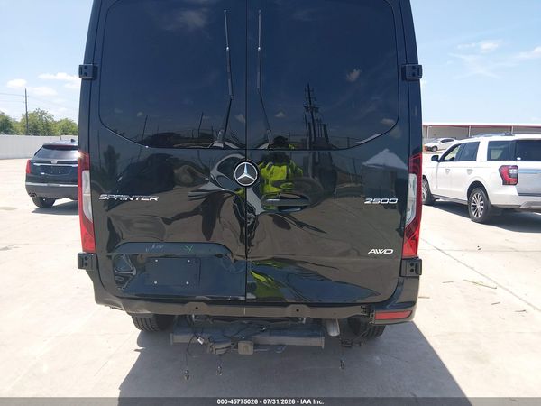 2024 MERCEDES-BENZ SPRINTER 2500