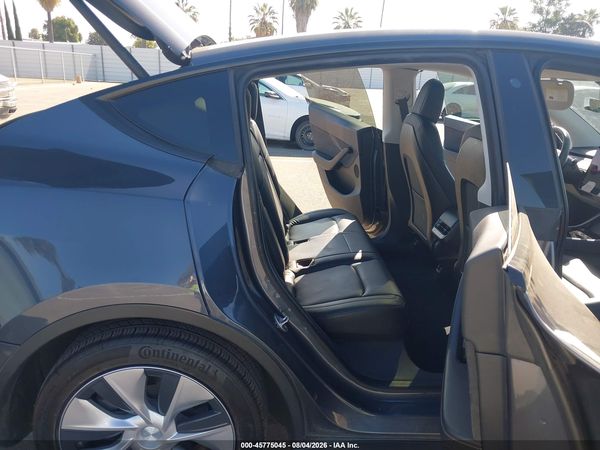 2020 TESLA MODEL Y