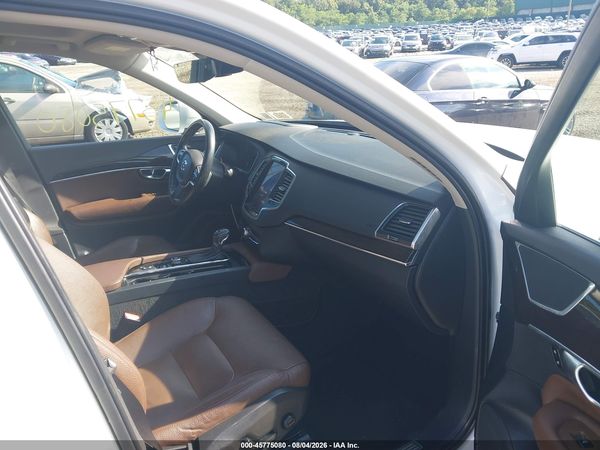 2019 VOLVO XC90 T6 MOMENTUM