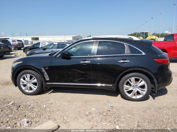 2016 INFINITI QX70