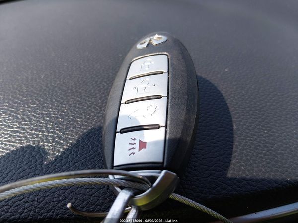 2016 INFINITI QX70