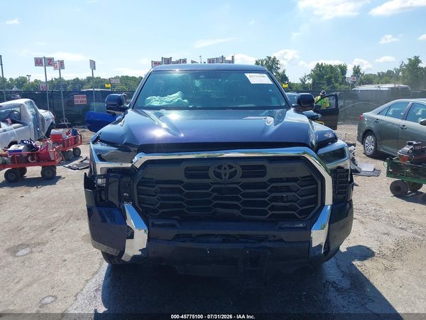 2026 TOYOTA TUNDRA SR5 CREWMAX 5.5' BED