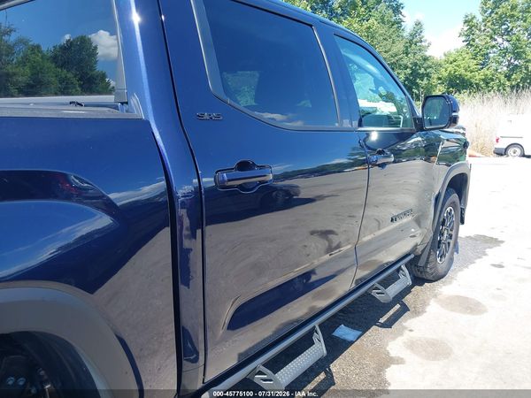 2026 TOYOTA TUNDRA SR5 CREWMAX 5.5' BED