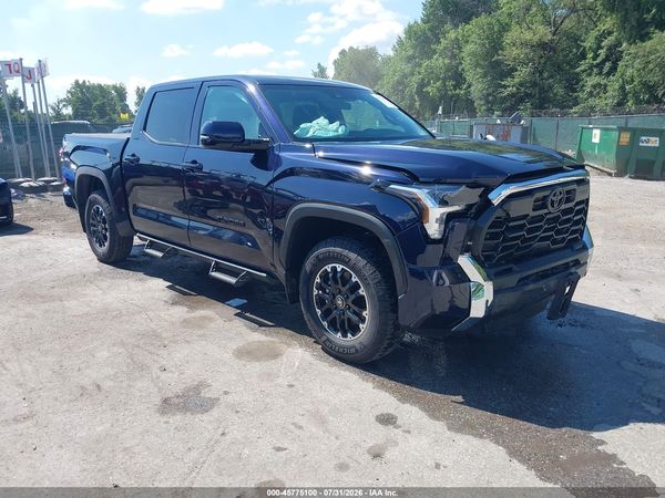 2026 TOYOTA TUNDRA SR5 CREWMAX 5.5' BED